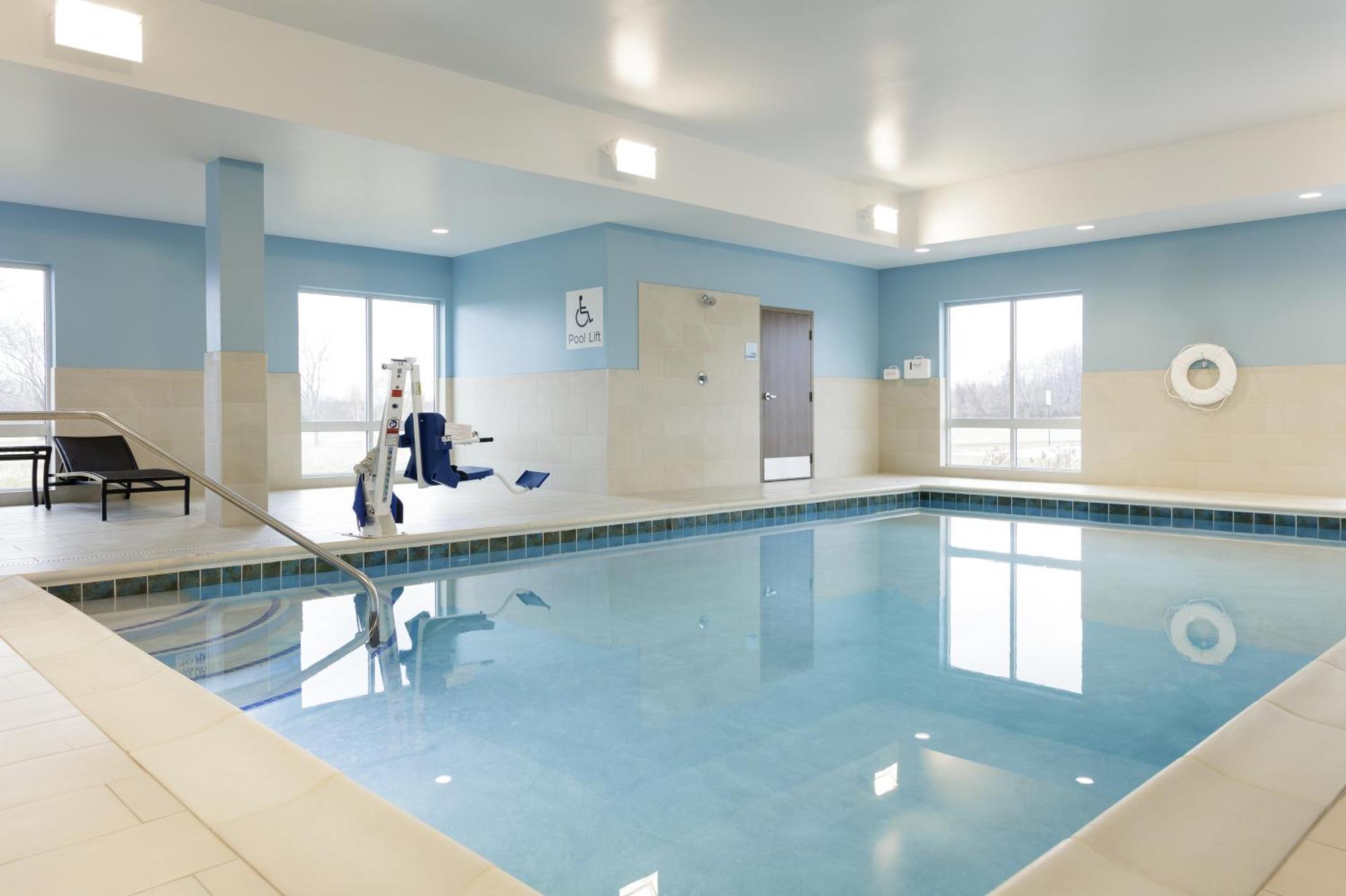 Holiday Inn Express - South Haven By Ihg Eksteriør billede
